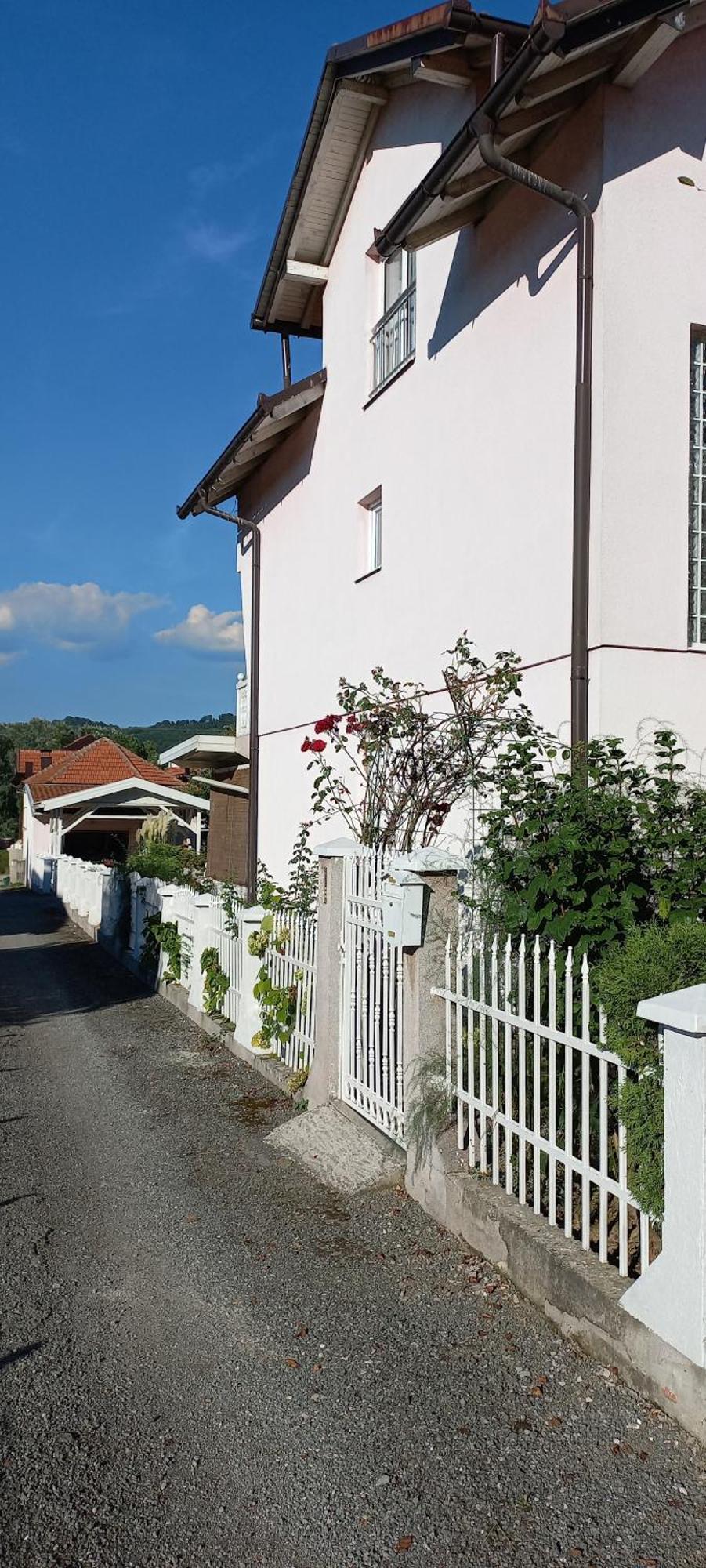 Holiday Home Peaceful Retreat Visoko Dış mekan fotoğraf