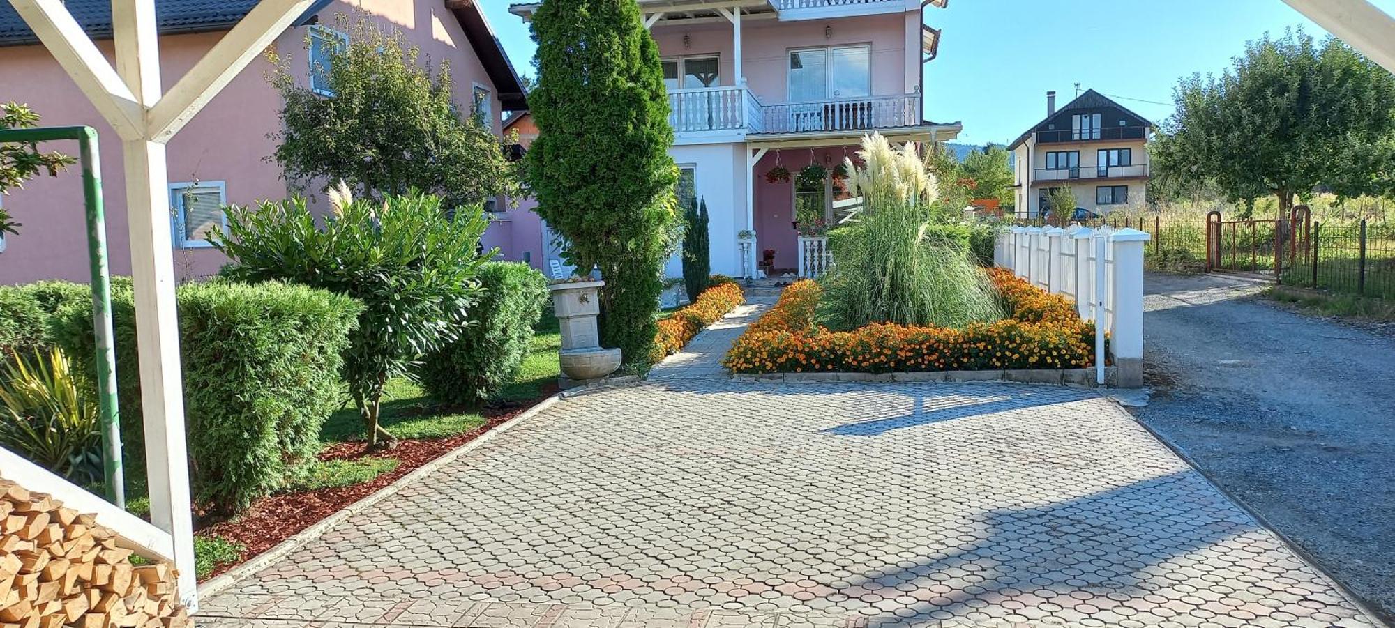 Holiday Home Peaceful Retreat Visoko Dış mekan fotoğraf