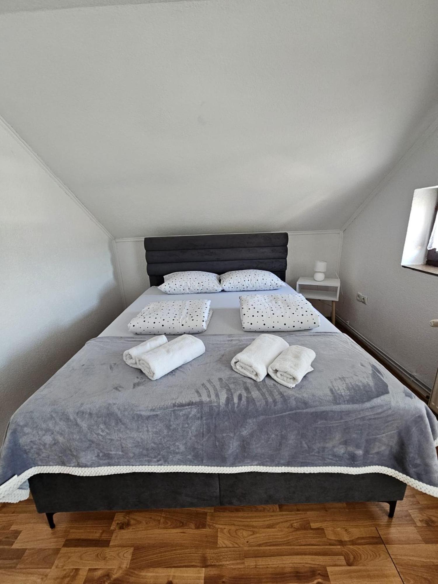Holiday Home Peaceful Retreat Visoko Dış mekan fotoğraf