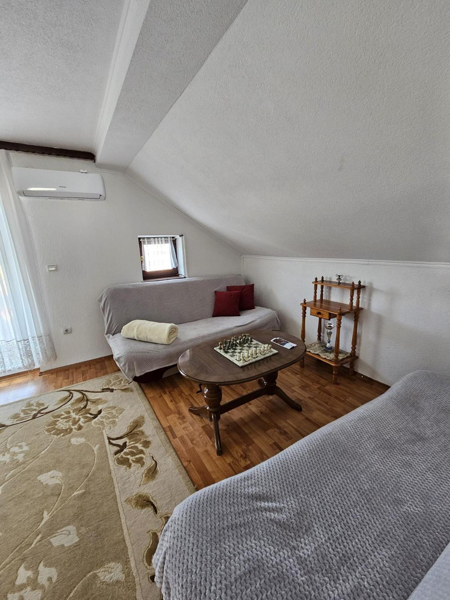 Holiday Home Peaceful Retreat Visoko Dış mekan fotoğraf